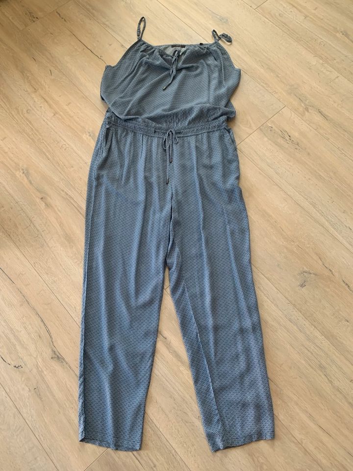 Jumpsuit / Overall von Opus Größe 40 in Bremen