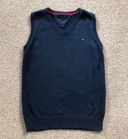 Pullunder Pullover Tommy Hilfiger Gr 152 / 158 Niedersachsen - Wriedel Vorschau