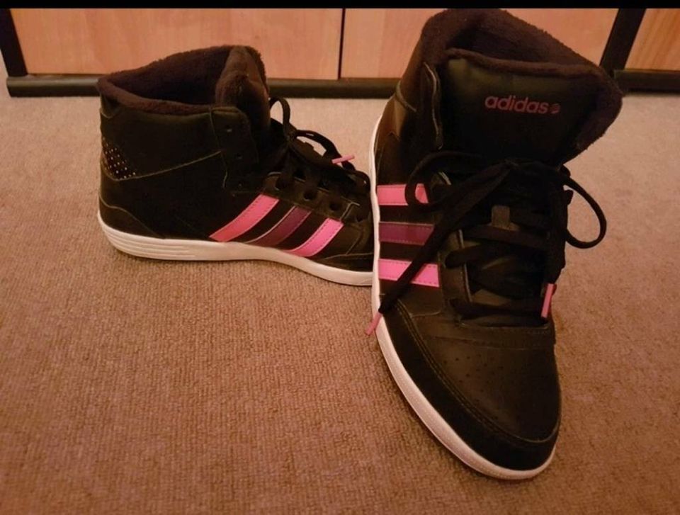 Adidas Neo label Schwarz pink bunt 39 40 Turnschuhe Damen in Hessen -  Wald-Michelbach | eBay Kleinanzeigen ist jetzt Kleinanzeigen