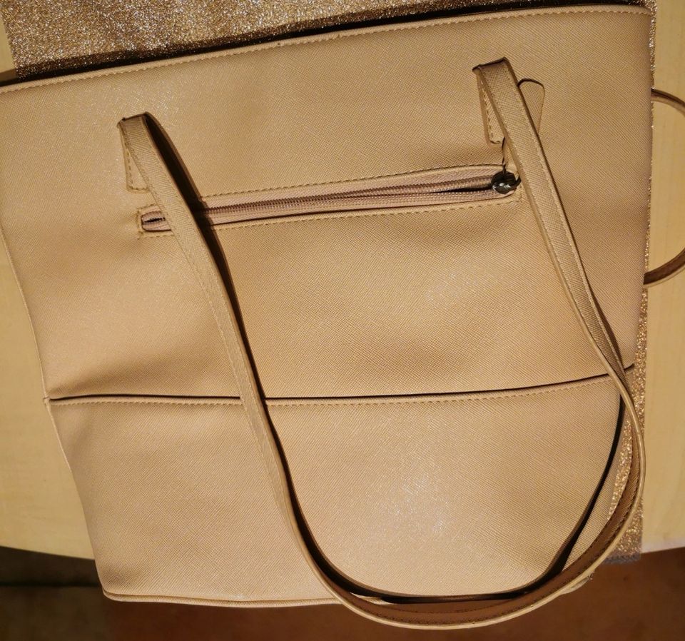 Handtasche beige in Jettingen-Scheppach