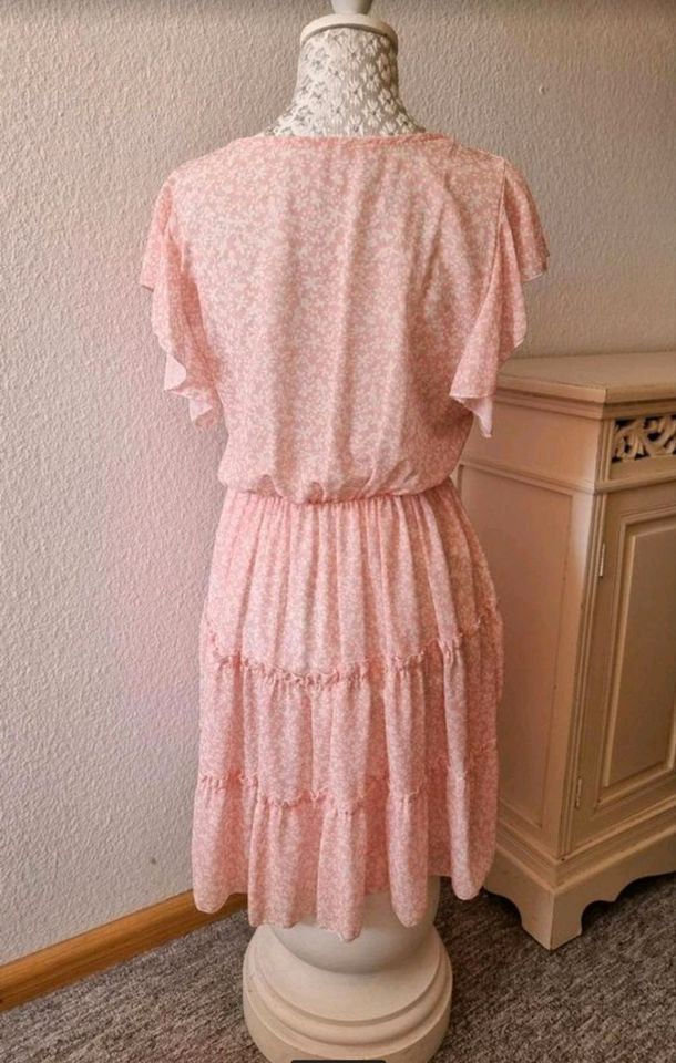 Sommerkleid rose weiß Gr. 36 S NEU  A-Linie figurumspielend in Emmendingen