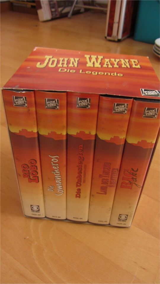John Wayne VHS Cassetten in Holenberg