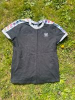 Adidas T-Shirt in schwarz Gr.XS Bayern - Neutraubling Vorschau