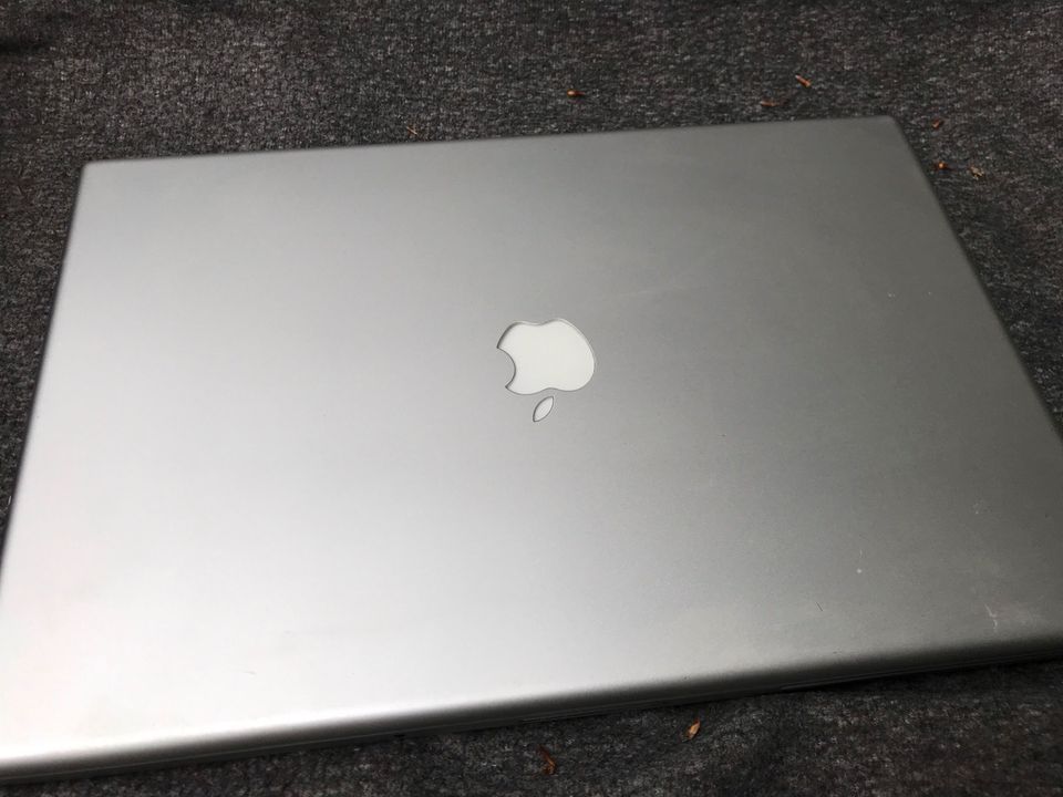 MacBook Pro 17 Zoll / Model No. A1212 in Bonn