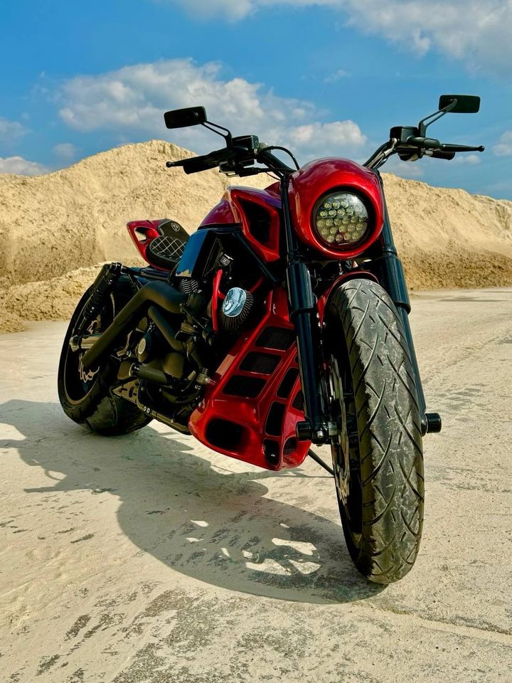Harley-Davidson Night Rod Custom Turbo UNIKAT in Neuss