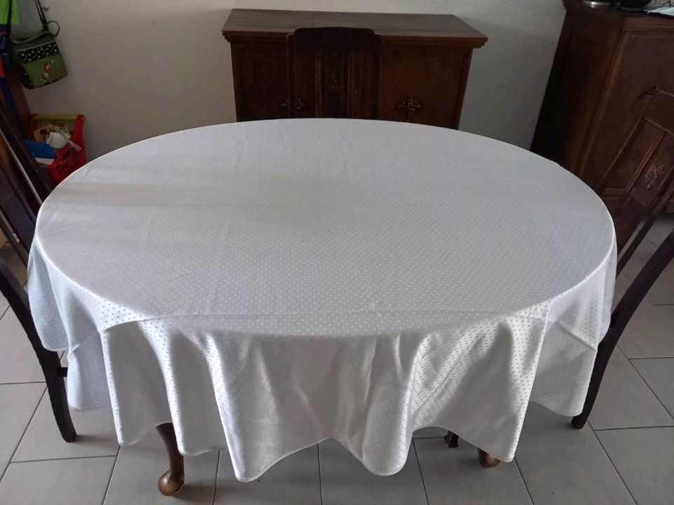 3 Tischdecken für Holztisch oval, passend für Tisch 108 x140cm in Bad  Godesberg - Mehlem | Heimtextilien gebraucht kaufen | eBay Kleinanzeigen  ist jetzt Kleinanzeigen