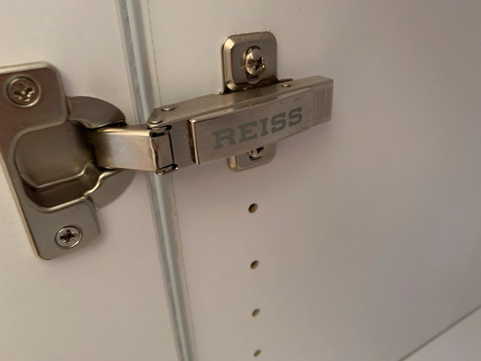 REISS Aktenschrank 2Stck in Leipzig