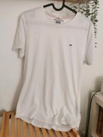 Tommy Hilfiger Basic T shirt gr S (Slim Fit) Köln - Porz Vorschau
