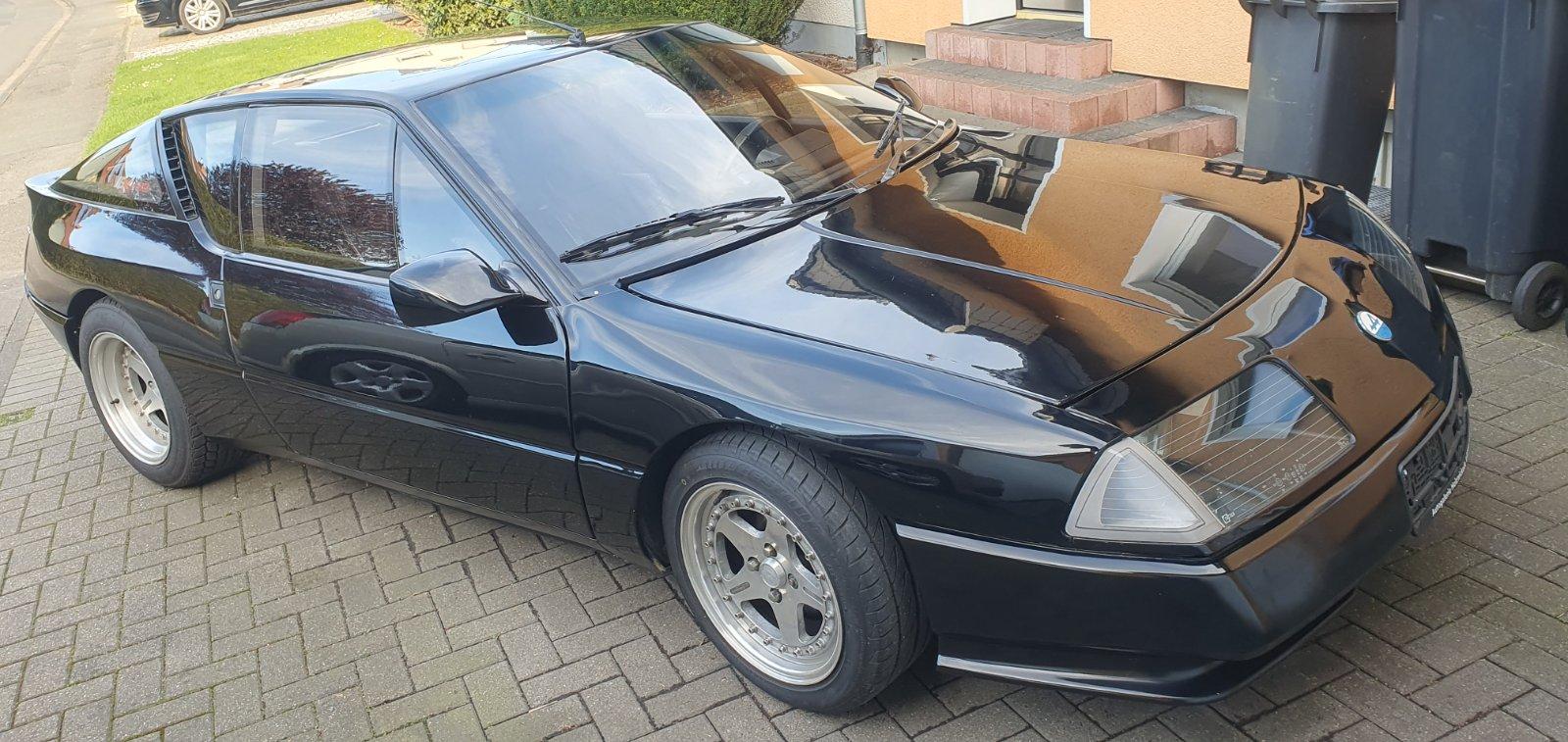 Abbildung des Autos Renault Alpine V6 Turbo …