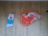 Verkaufe  Socken und Kissen  von twenty4tim und lipton Nordrhein-Westfalen - Kalkar Vorschau