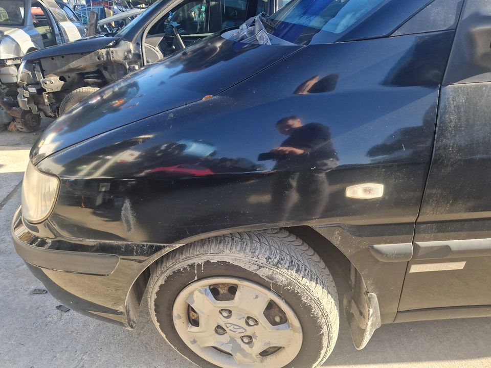 Hyundai Matrix Ersatzteileträger 1.6L Ebony Black VN9177 in Heilsbronn