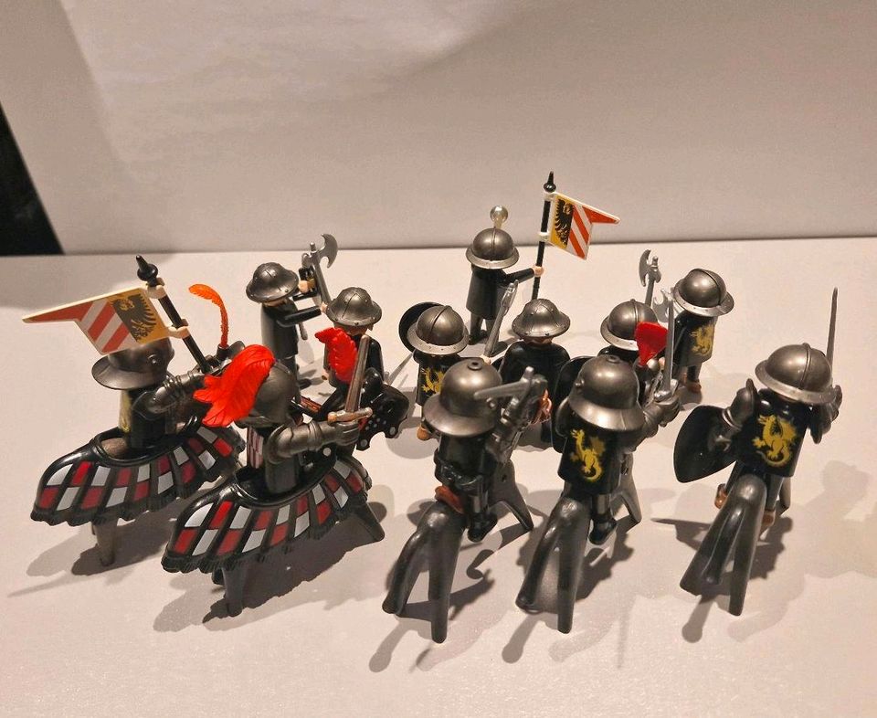 Playmobil Armee der Schwarzen Ritter in Garbsen