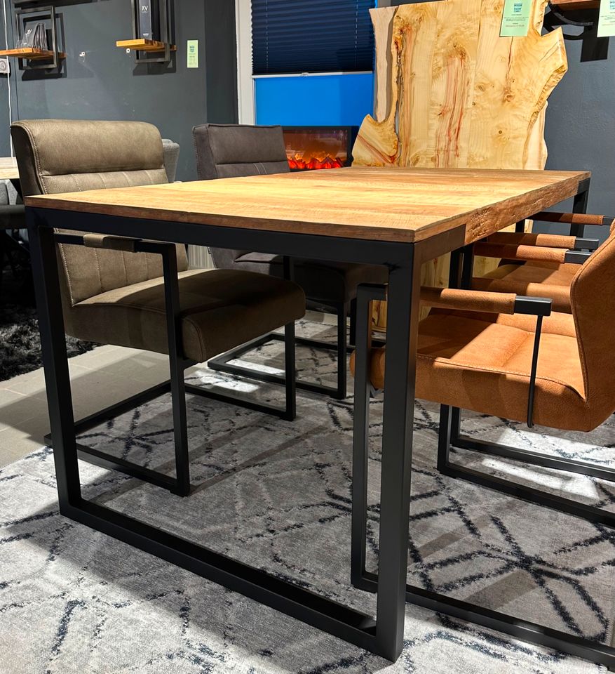 Teakholz Esstisch 160 cm Echtholz massiv Holz Tisch Teak mit U Gestell schwarz massiver Holztisch Schreibtisch NEU in Schwalmtal