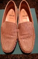 Slipper Ara Mokassin / Echtleder m. Reptilprägung Niedersachsen - Melbeck Vorschau