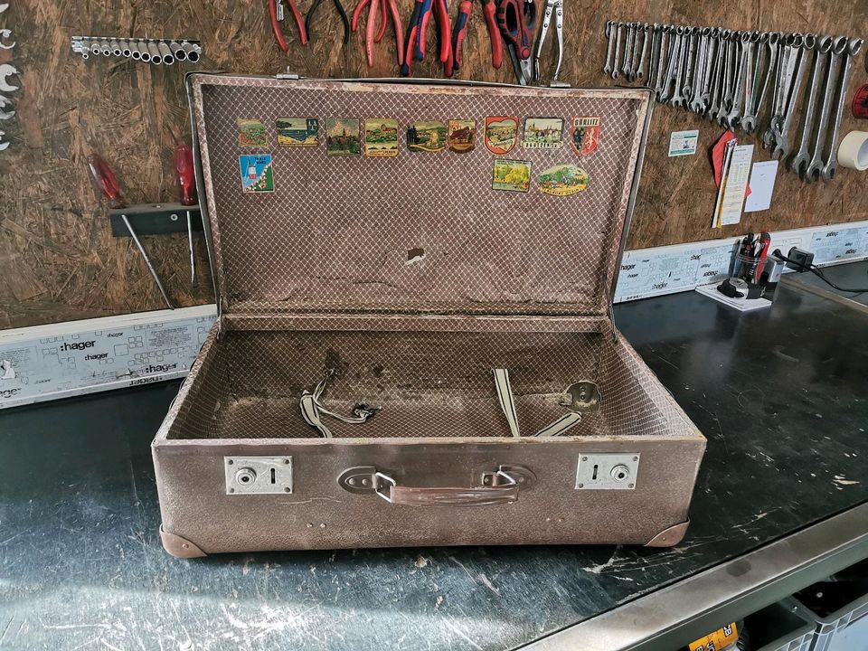 Retro Koffer Tasche reisekoffer in Wriezen