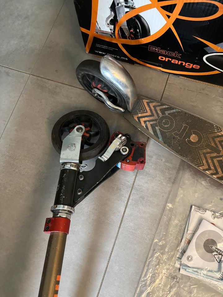 micro speed+ Scooter Roller Speed + Black orange in OVP DEFEKT in Eppelheim