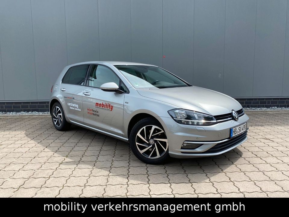 Volkswagen Golf VII 1.6 TDI Navi AHK LM-Felgen FAHRSCHULE in Lilienthal