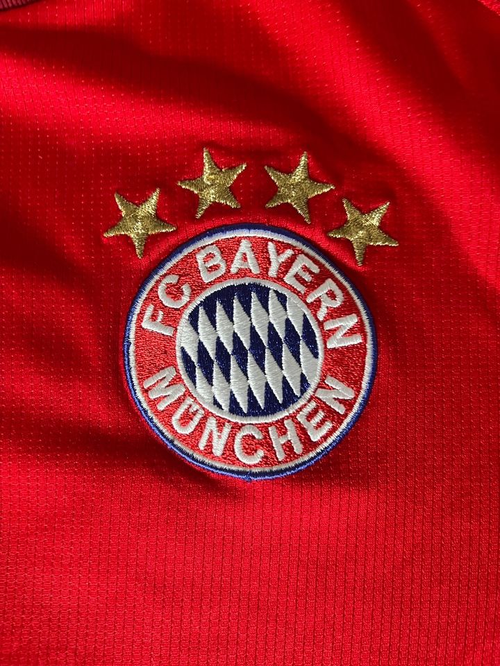FC Bayern München Trikot Lewandowski 2015/16 in Gehrden