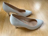 Neue Leder-Pumps von Caprice Premium in Größe 39 Baden-Württemberg - Heidelberg Vorschau