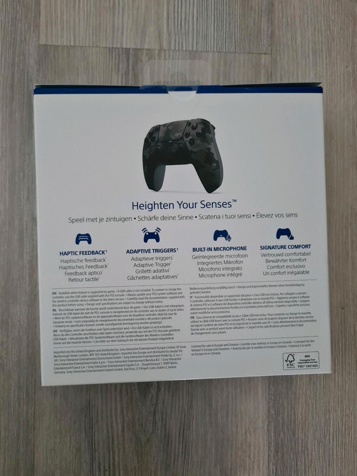 Playstation 5 DualSense Controller Grey Camo in Düsseldorf