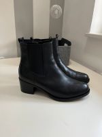 Caprice Stiefeletten Leder Gr. 41 schwarz *neu* Brandenburg - Woltersdorf Vorschau