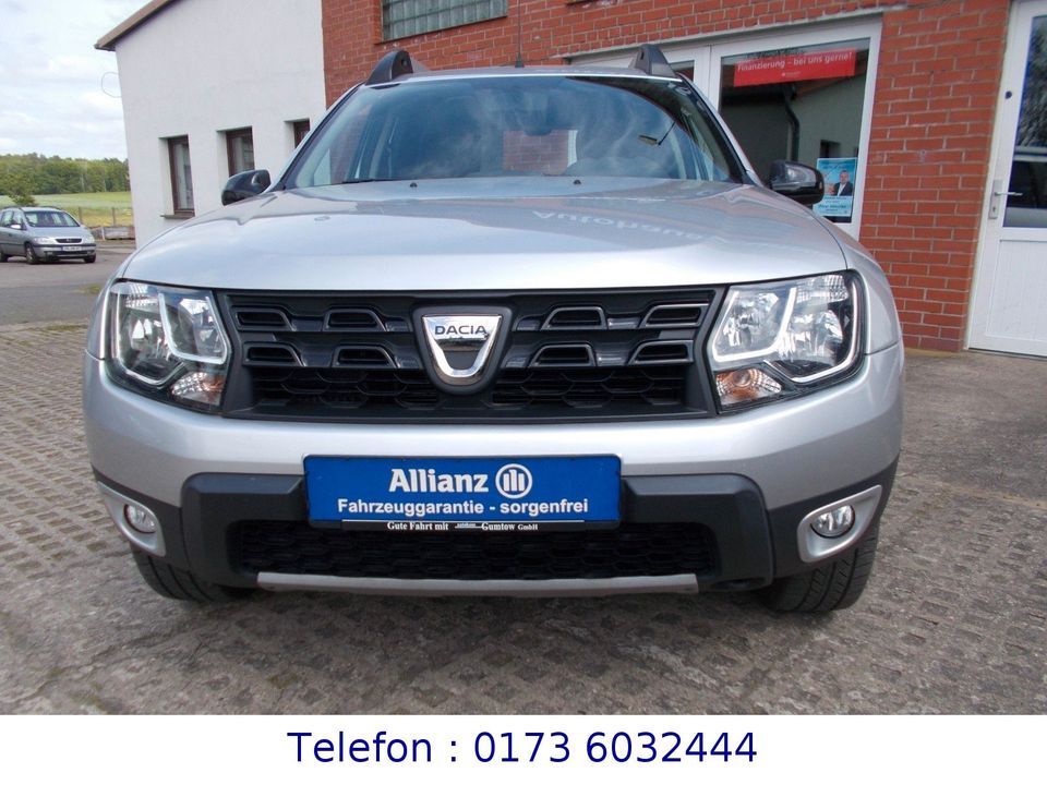 Dacia Duster I Black Shadow 4x2 in Dannenwalde (Gumtow)