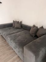 Big Sofa/Couch in Grau 300 x 85 x 136 cm Aachen - Aachen-Mitte Vorschau