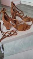 Jimmy Choo Sandaletten braun Gr.35 Bremen - Oberneuland Vorschau