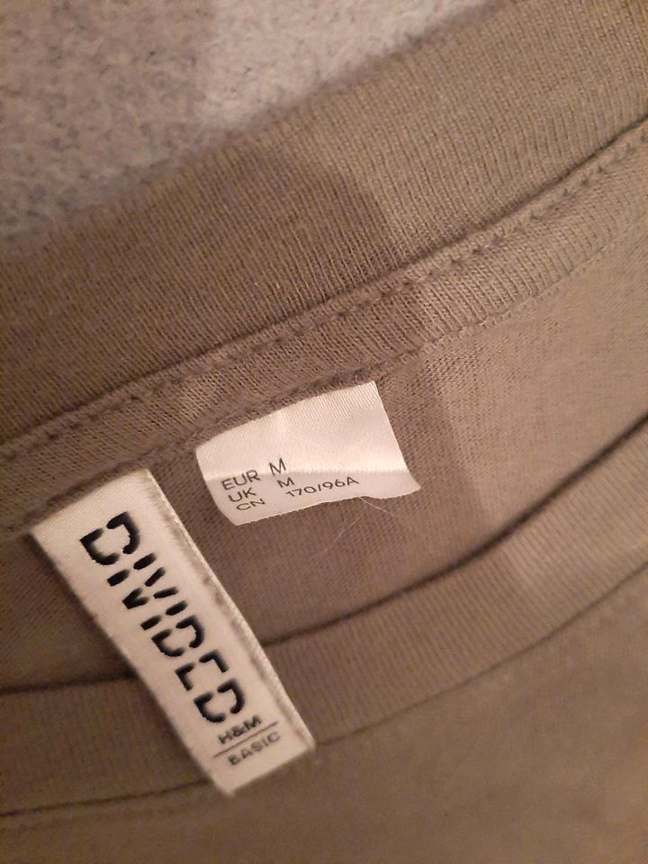 Basic Shirt von H&M in Baden-Württemberg - Mosbach | eBay Kleinanzeigen ist  jetzt Kleinanzeigen