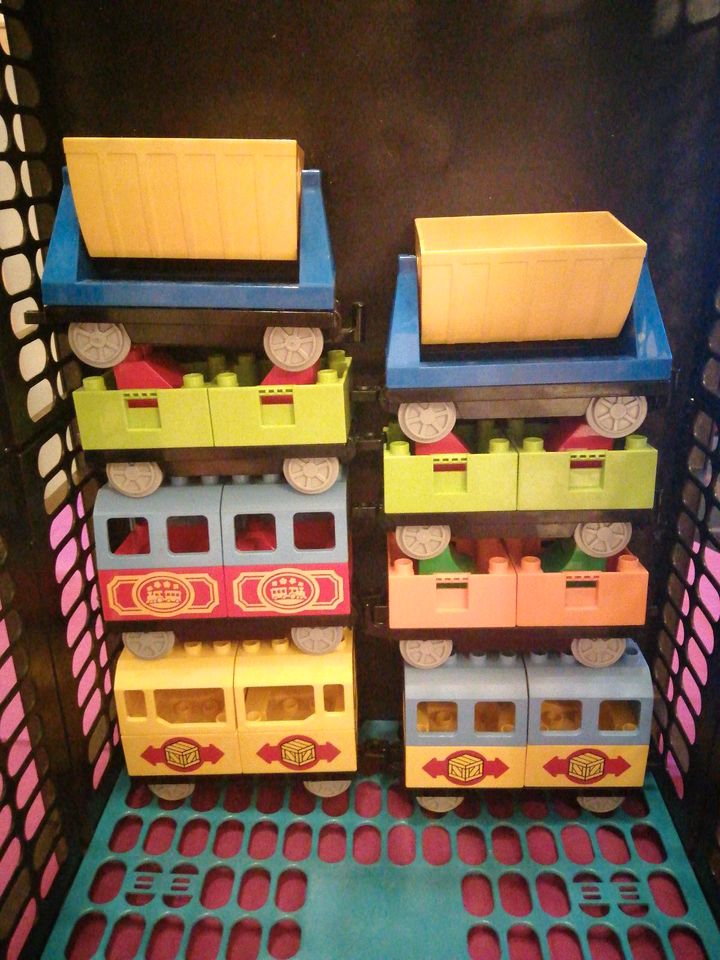 Lego Duplo Eisenbahn Wagons Anhänger in Moorrege