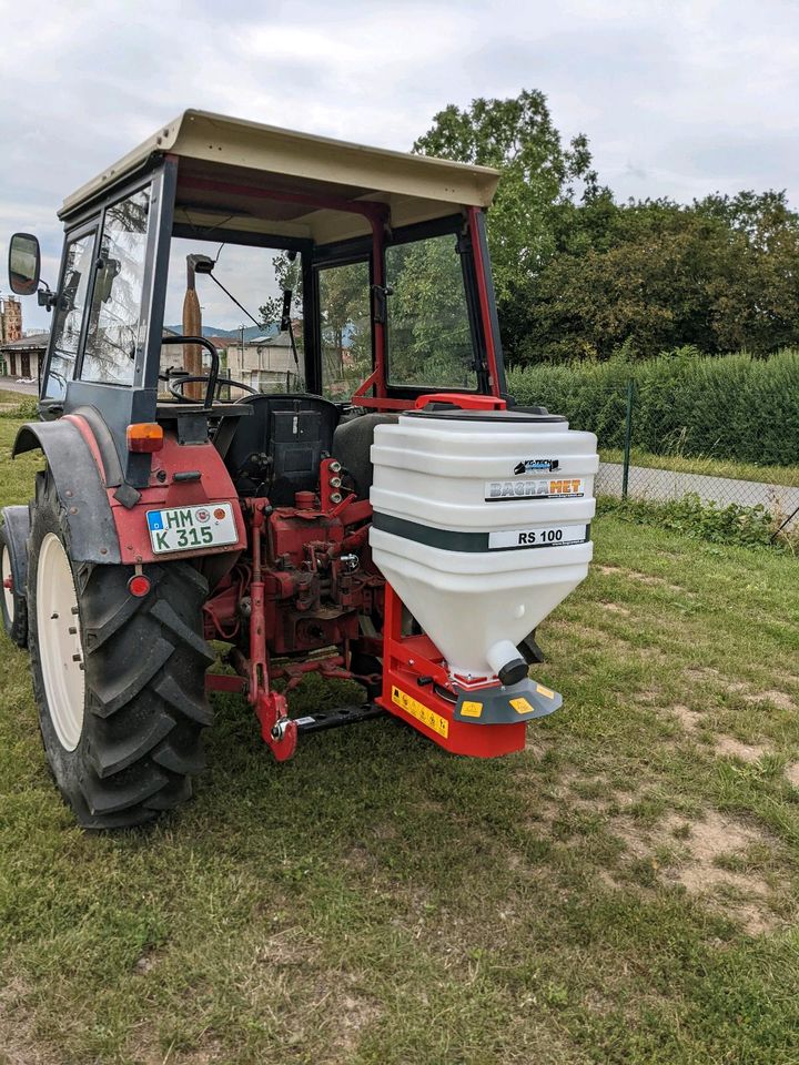 Nachsaatgerät Kleinsamenstreuer Schneckenkornstreuer Salzstreuer in Hessisch Oldendorf