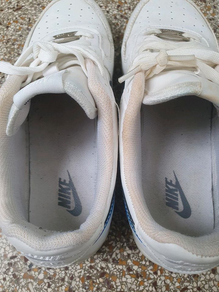 Nike Schuhe in Witten