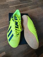 Adidas Hallenschuhe UK7., Gr. 40 Baden-Württemberg - Weinheim Vorschau