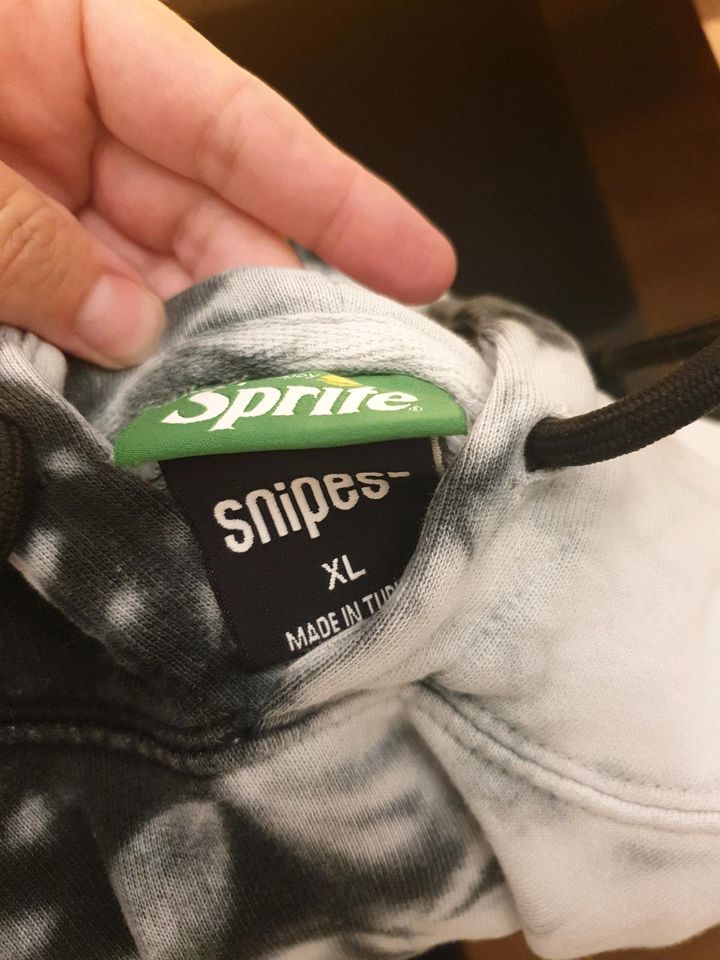 Snipes Sprite Hoodie XL, fällt eher aus wie L in Neuss