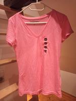 Neues T-Shirt Größe XS in rosa Leipzig - Liebertwolkwitz Vorschau