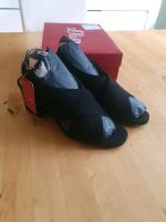 S'Oliver Absatzschuhe Sandalen Halbschuh NEU Größe 40 schwarz Aachen - Aachen-Mitte Vorschau