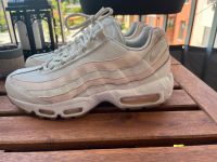 Nike Air Max 95 Creme 40.5 Brandenburg - Oranienburg Vorschau