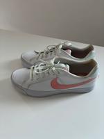 Damen Sneaker von Nike Niedersachsen - Lilienthal Vorschau