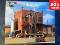 KIBRI 9786 Fabrik mit Ladekran "Farben AG" H0 Baden-Württemberg - Friedrichshafen Vorschau