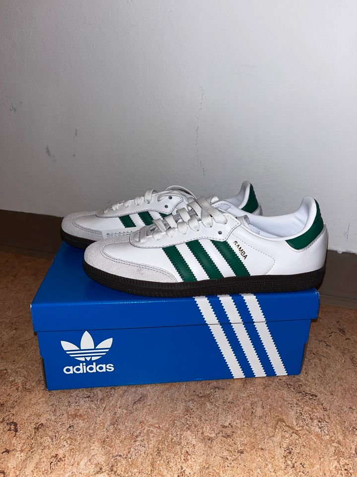 Adidas Schuhe Samba Gr. 38 weiß, grün in Mainleus