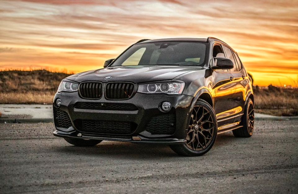 Nieren NEU BMW X3 X4 F25 F26 M Grill Schwarz Kühlergrill Facelift in Bonn