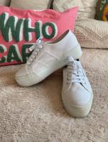 Superga Turnschuhe weiß Gr. 39 Bayern - Bayreuth Vorschau