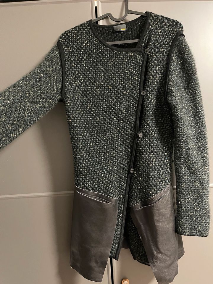 Strickjacke Fendi Leder in Frankfurt am Main