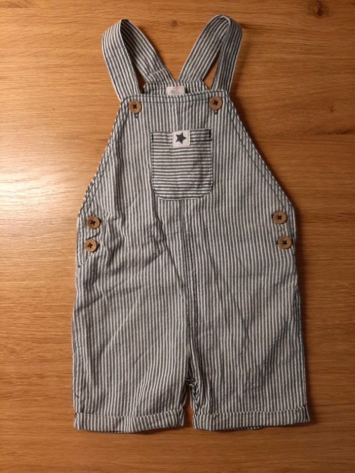 Kurze Latzhose T-Sihrt  Set  Topomini  Jungen  Gr. 68  Neu in Königsberg i. Bayern