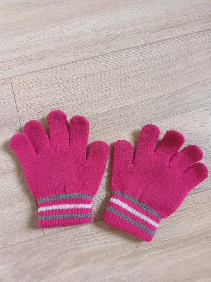 Handschuhe Kleinkinder in Döbeln