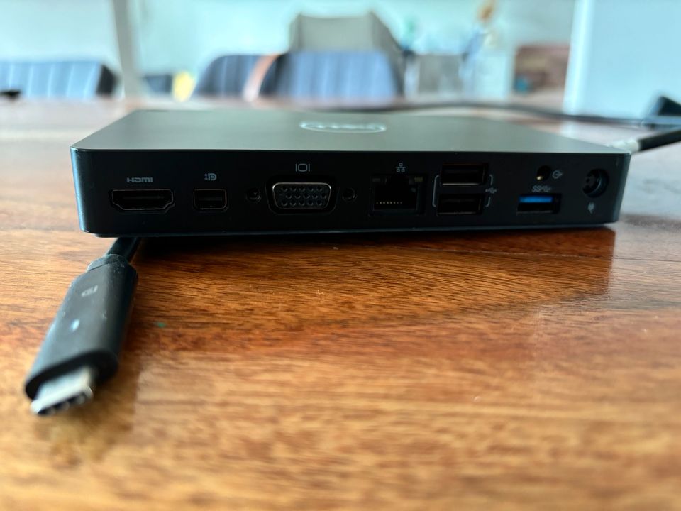 Dell Docking Station USB-C in Kiebitzreihe