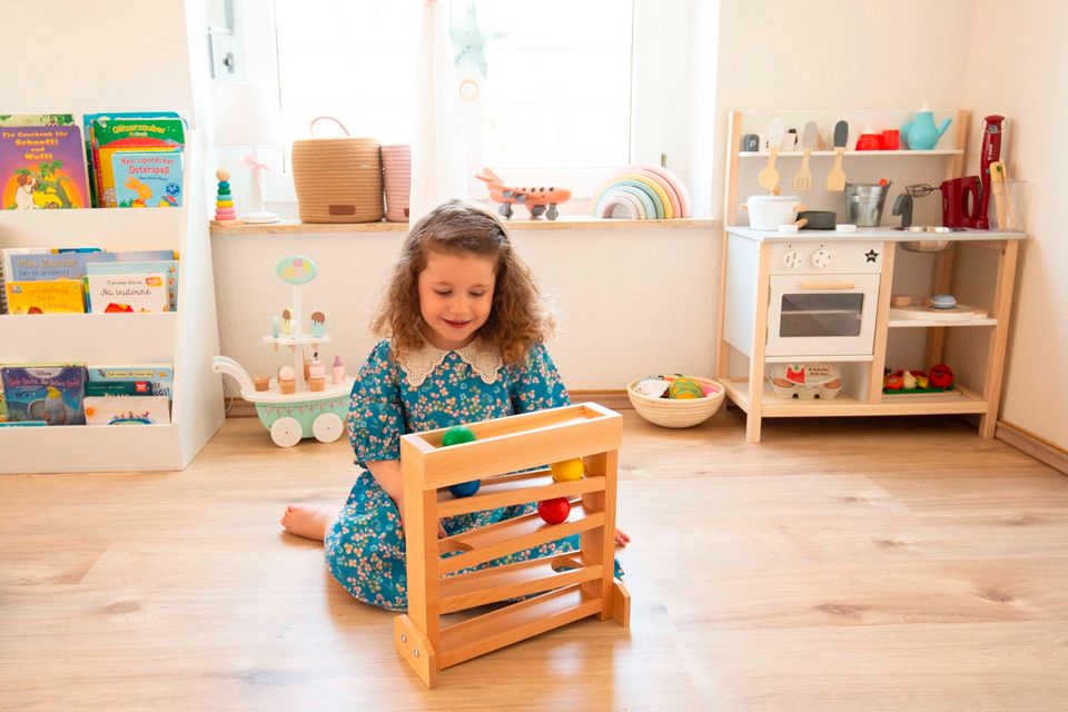 Holzkugelbahn, Kugelbahn aus Holz, Kugelbahn natur, Montessori in Stuttgart