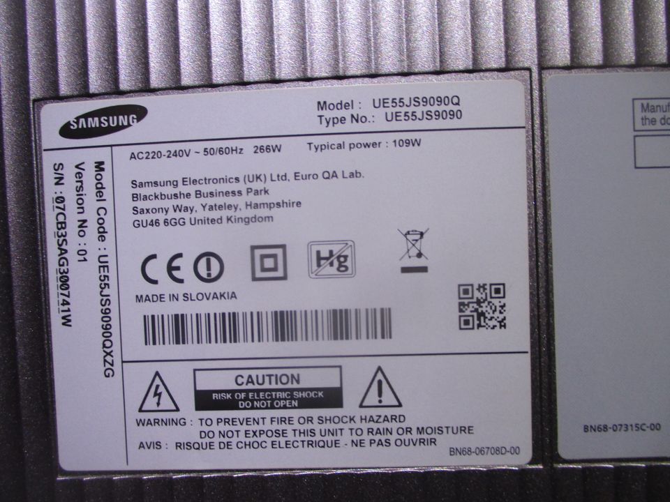 SAMSUNG UE55JS9090 - DEFEKT u. OHNE CONNECTBOX  =>  Standfuß in Neumünster