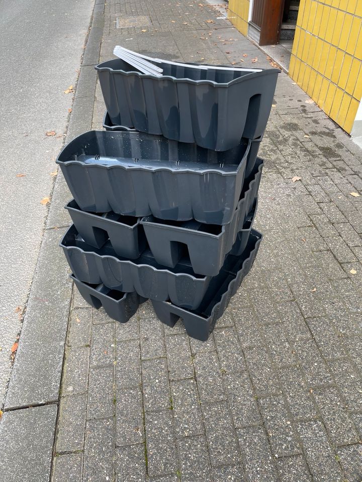 Blumenkästen, neuwertig in Wuppertal