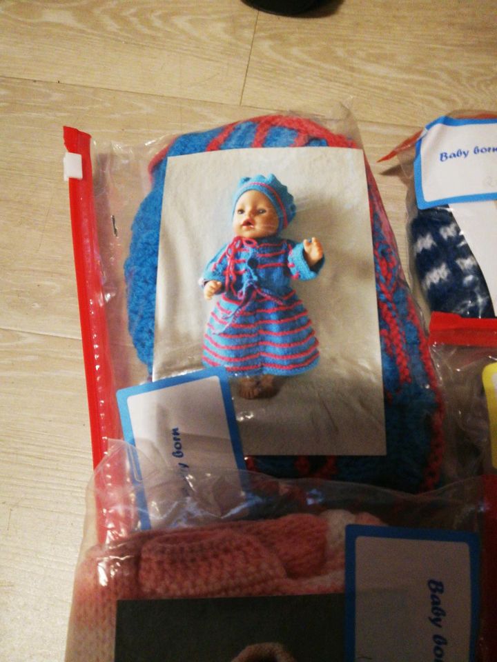 Das perfekte Ostergeschenk Baby Born Kleidung Preis pro Outfit in Gönnersdorf